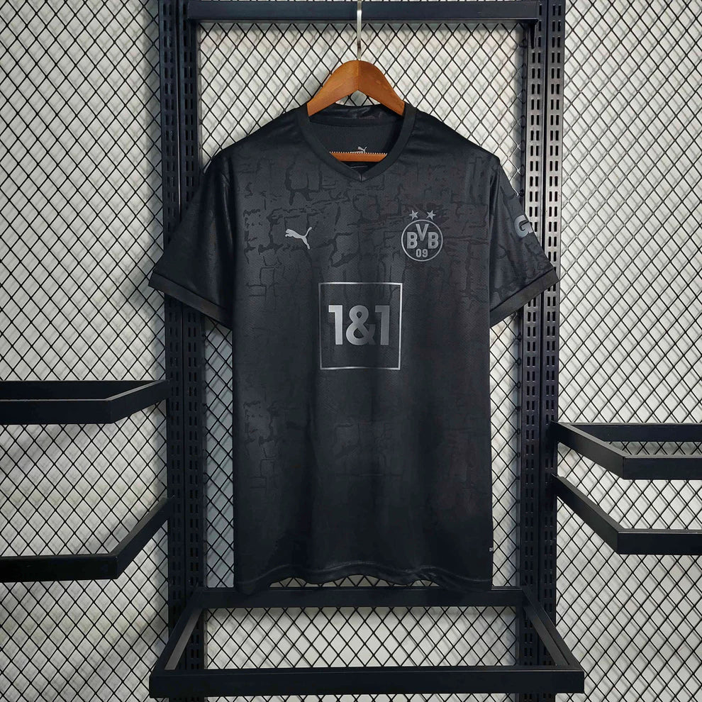 BVB Triple Black