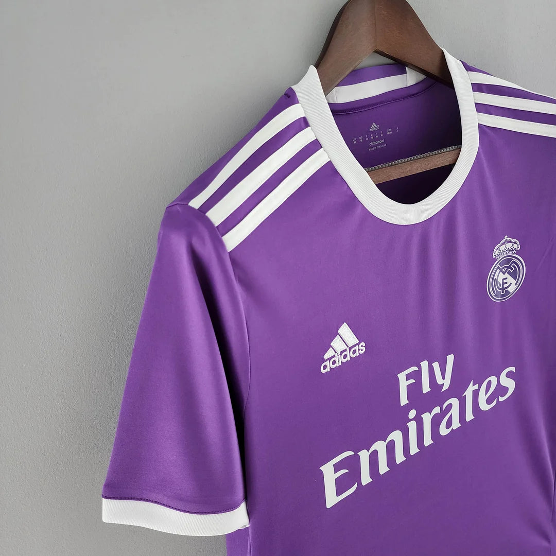 Real Madrid 16/17 Retro