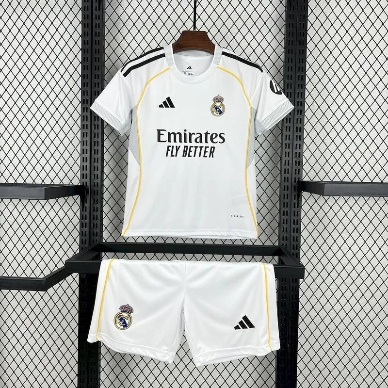 Real Madrid 2025/26 Kinderset