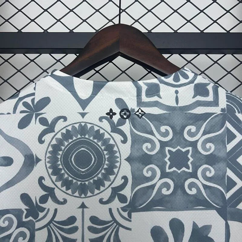 Portugal X LV