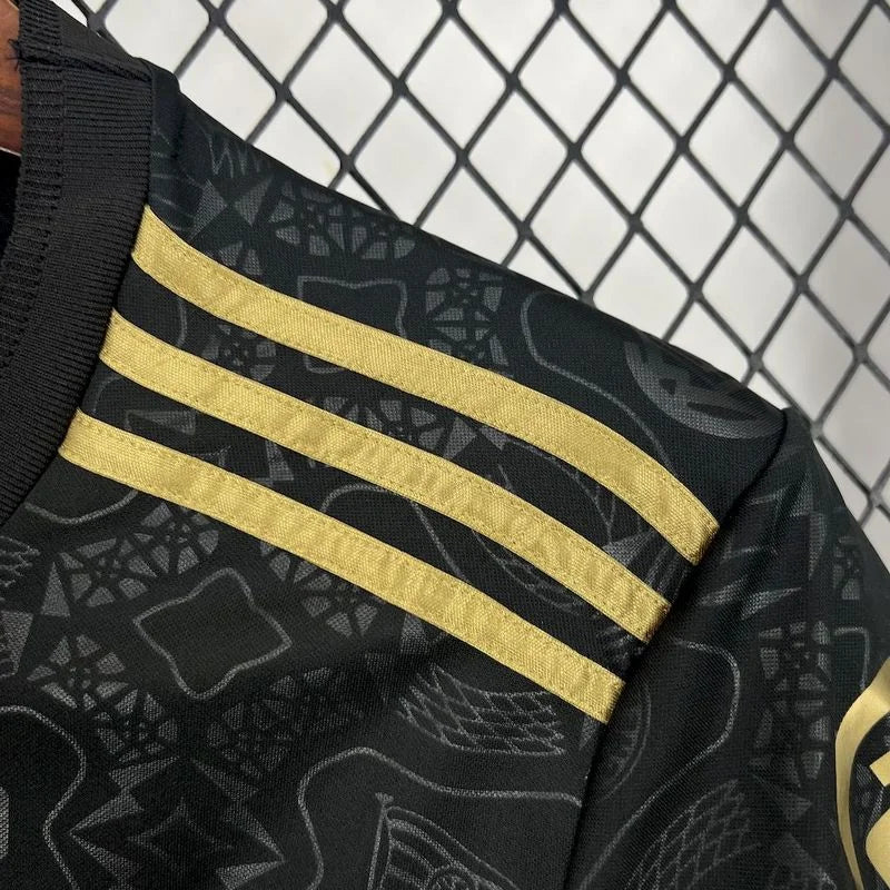 Bayern München Anniversary Shirt