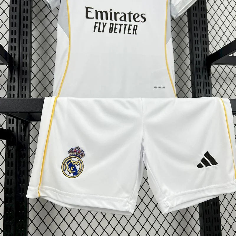 Real Madrid 2025/26 Kinderset
