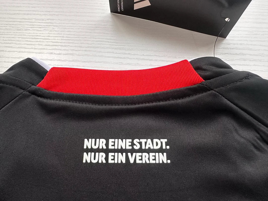 Frankfurt 25/26 Home CL